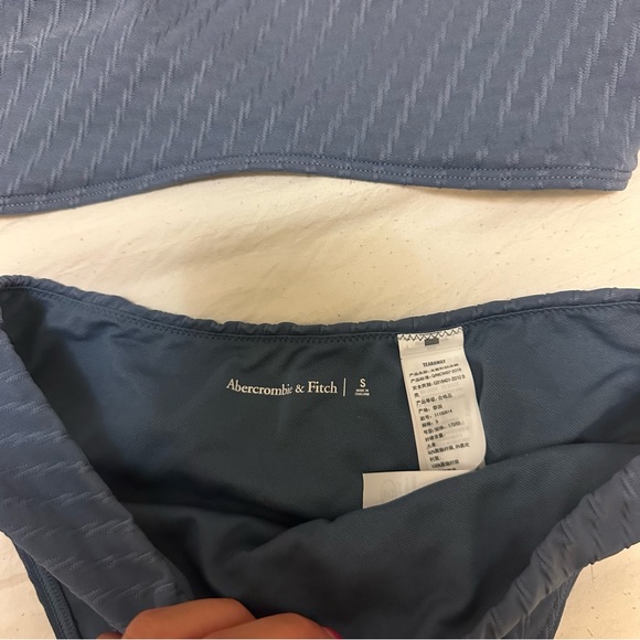Abercrombie bikini - Picture 2 of 5